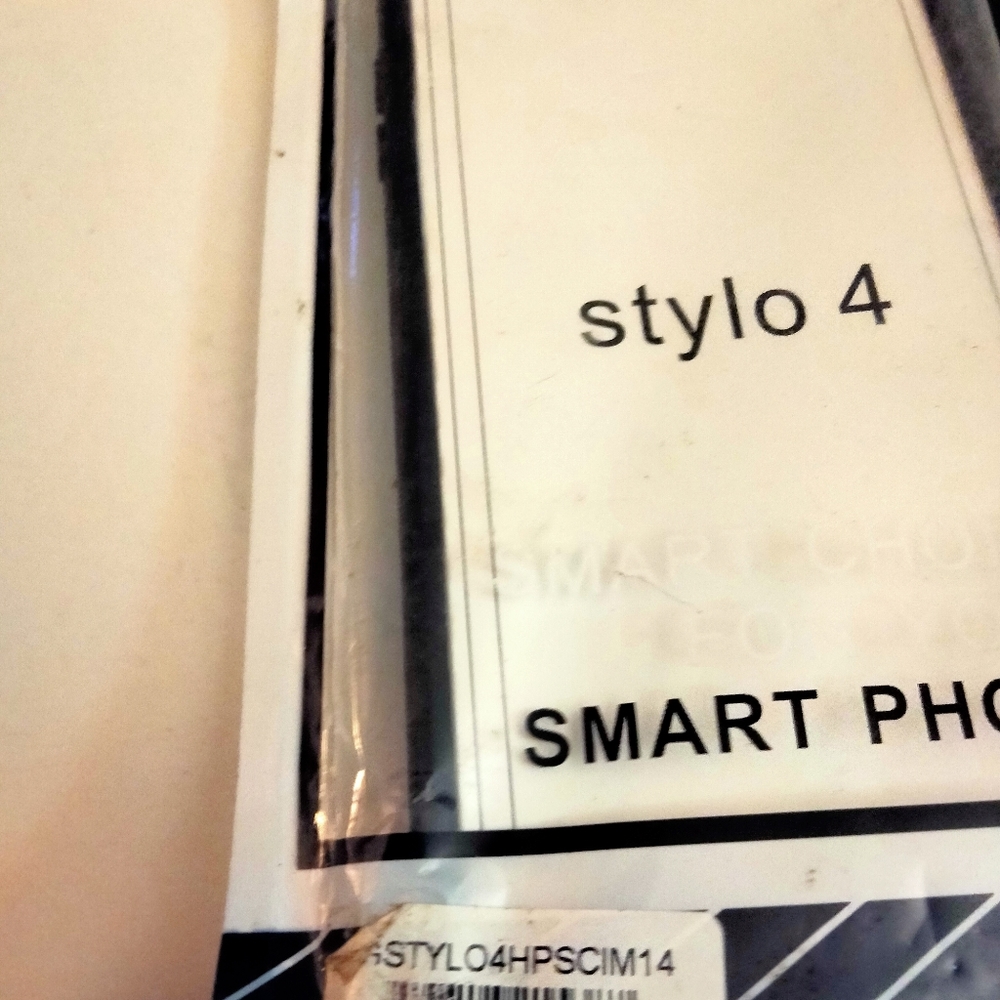 Cell phone cases - Picture 14 of 16